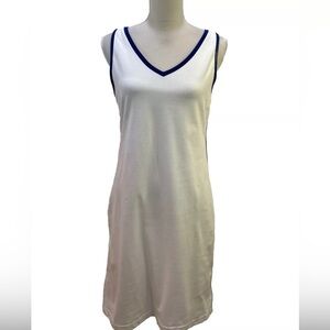 Bloomingdale’s Sutton Studio White V Neck Tennis Dress Blue